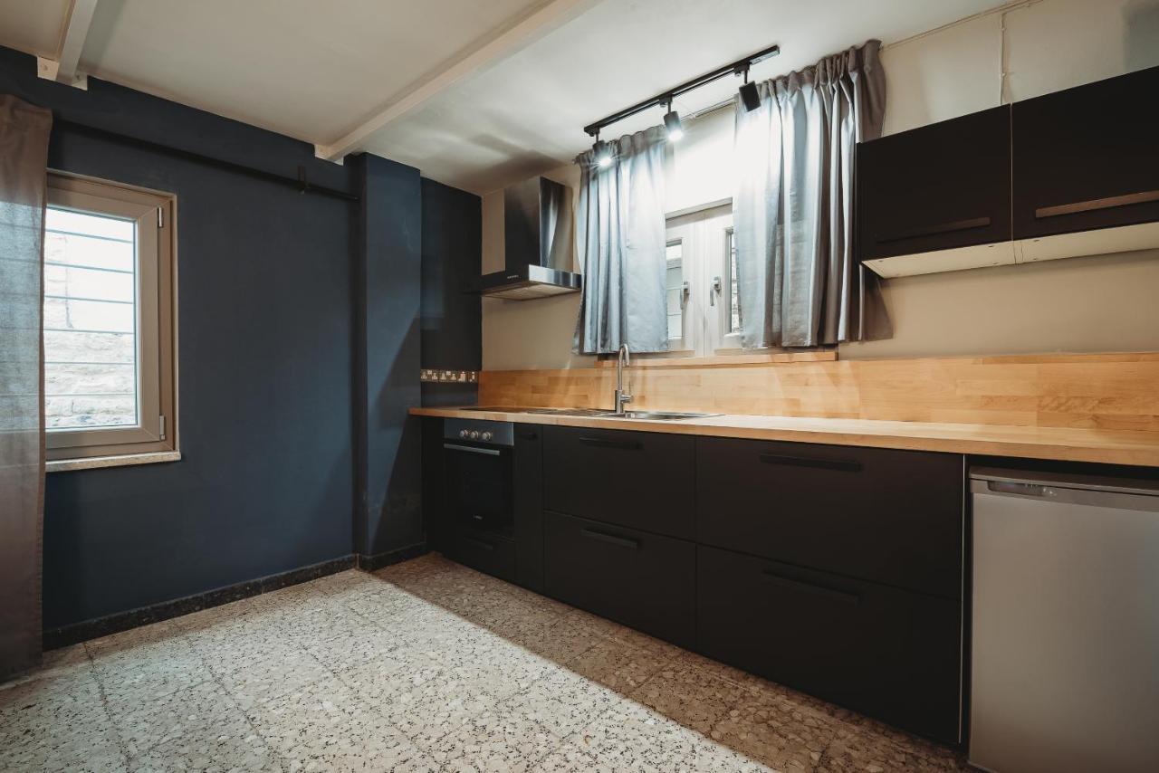 Eins Rooms - City Center Лімасол Екстер'єр фото