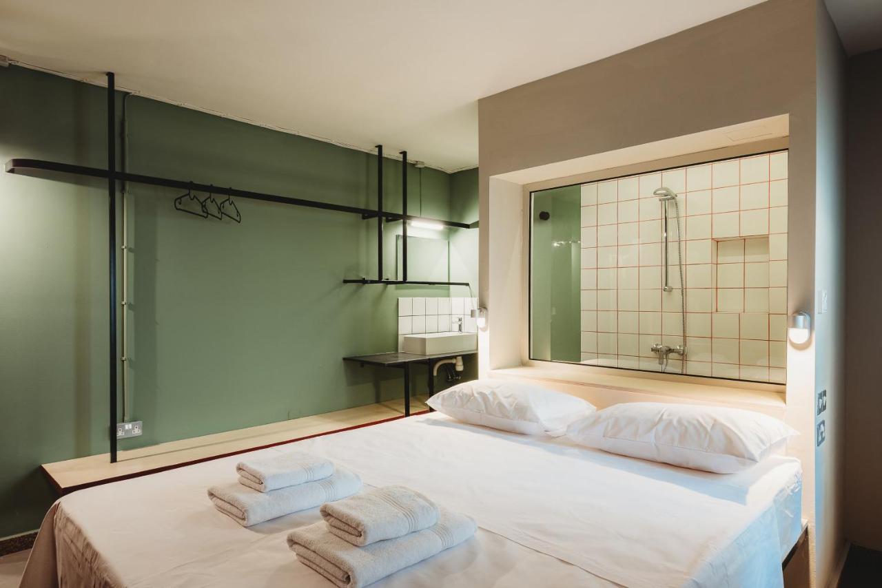 Eins Rooms - City Center Лімасол Екстер'єр фото