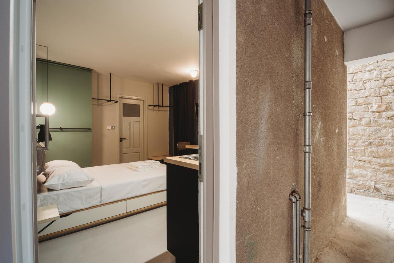 Eins Rooms - City Center Лімасол Екстер'єр фото